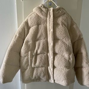 Good American Puffer Jacket